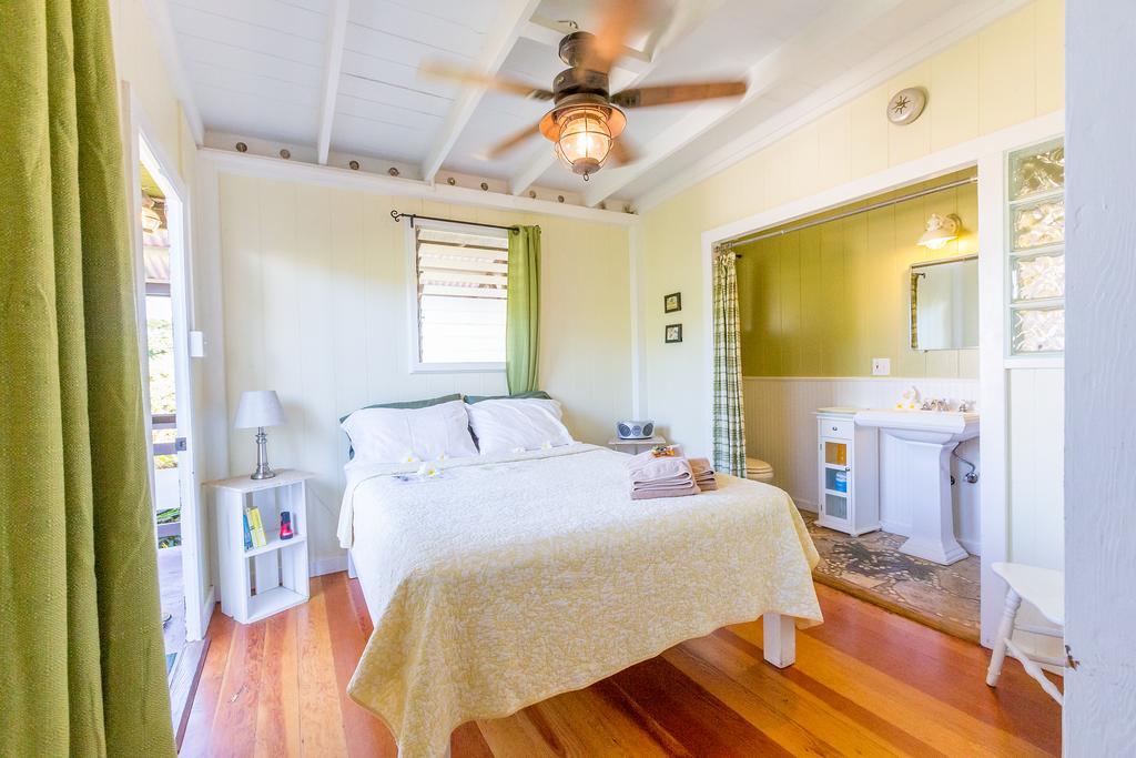 Nalu Kai Lodge Paia Hotel Room photo